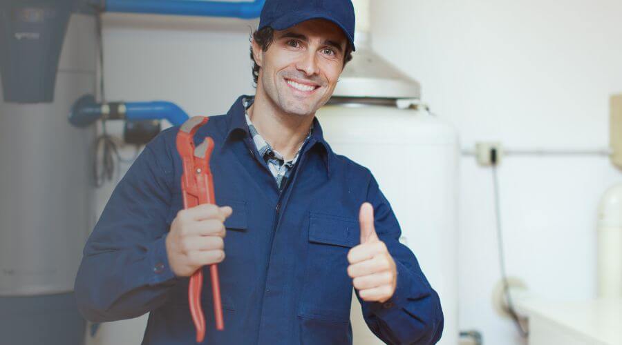 Expert burst pipe repair services in Grant Park, IL